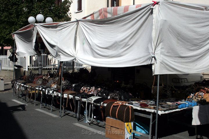 9° Mercatino (44).JPG